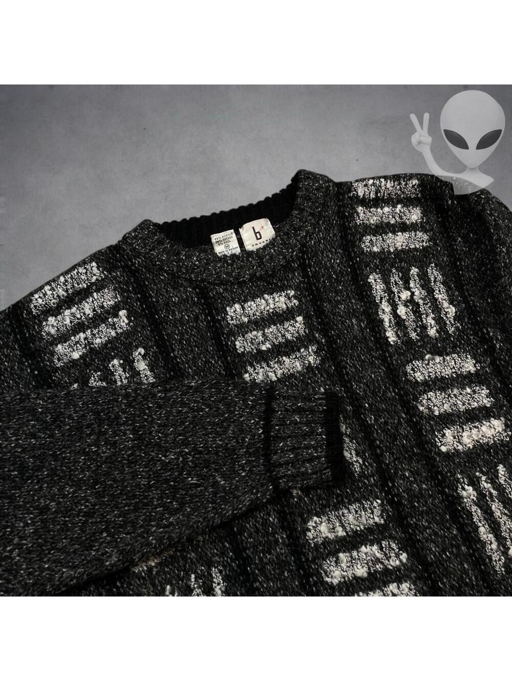 80s Pattern Knit Sweater Medium Black Gray Vintage Wool